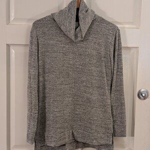 Women's Heather Gray Turtleneck by A New Day Size XS